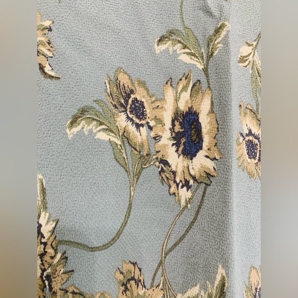 Maxi Skirt by Treasure & Bond Floral Blue and Cream - Picture 8 of 11